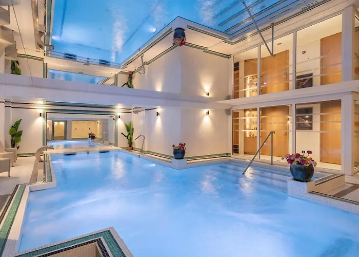 Grand Tonic & Spa NuxeHotel Biarritz